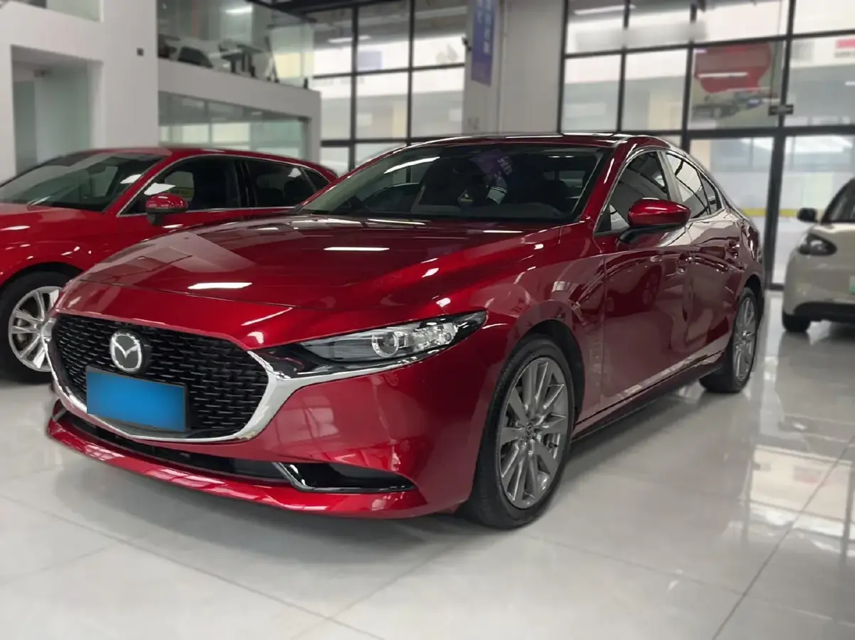 2021 Mazda 3 Axela 2.0L 158HP L4 6AT