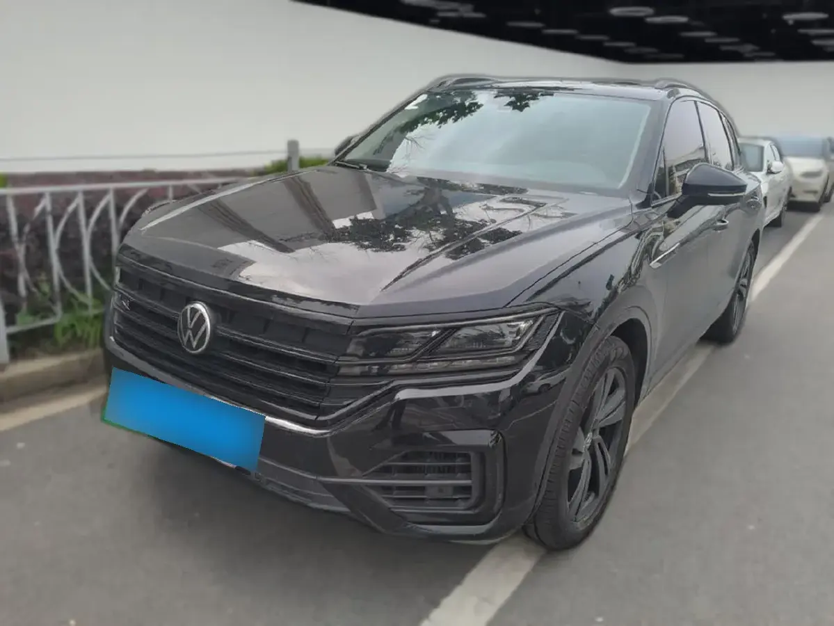 2022 Volkswagen Touareg 3.0T 340HP V6 8AT