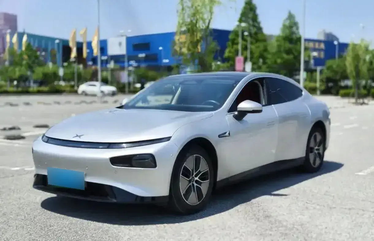 2024 Xpeng P7 BEV 64.4KWH