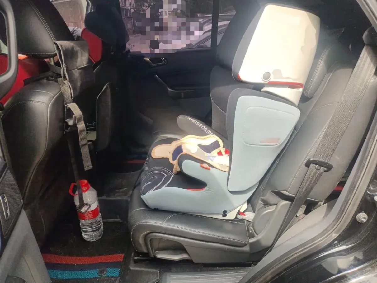 2016 Ford Everest 2.0T 245HP L4 6AT,autocango,china used car exporter,china ev exporter,chinese used car exporter,chinese used ev exporter