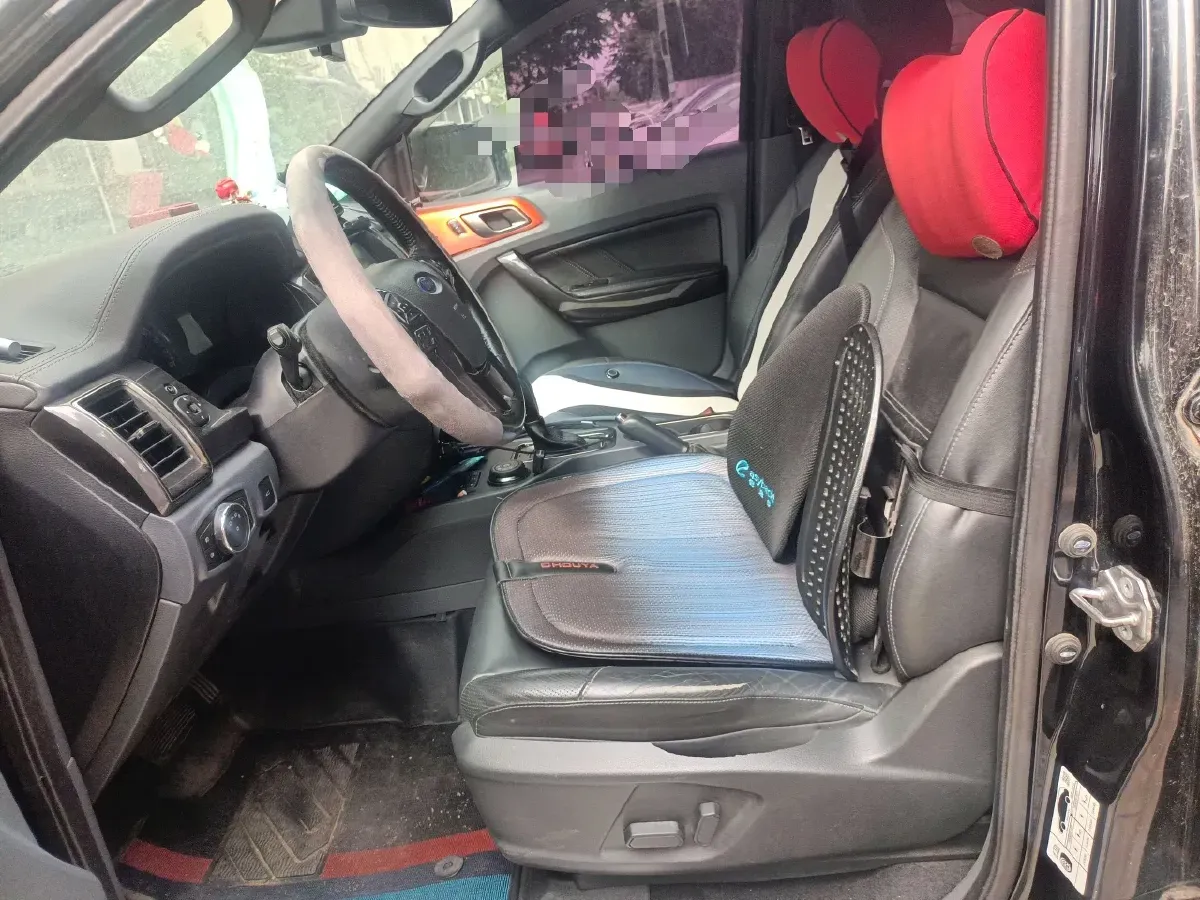 2016 Ford Everest 2.0T 245HP L4 6AT,autocango,china used car exporter,china ev exporter,chinese used car exporter,chinese used ev exporter