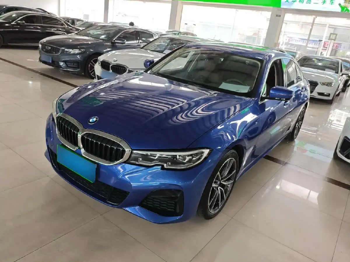 2021 BMW 3 Series 2.0T 184HP L4 8AT