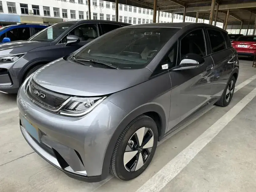 2023 BYD Dolphin BEV 44.928KWH
