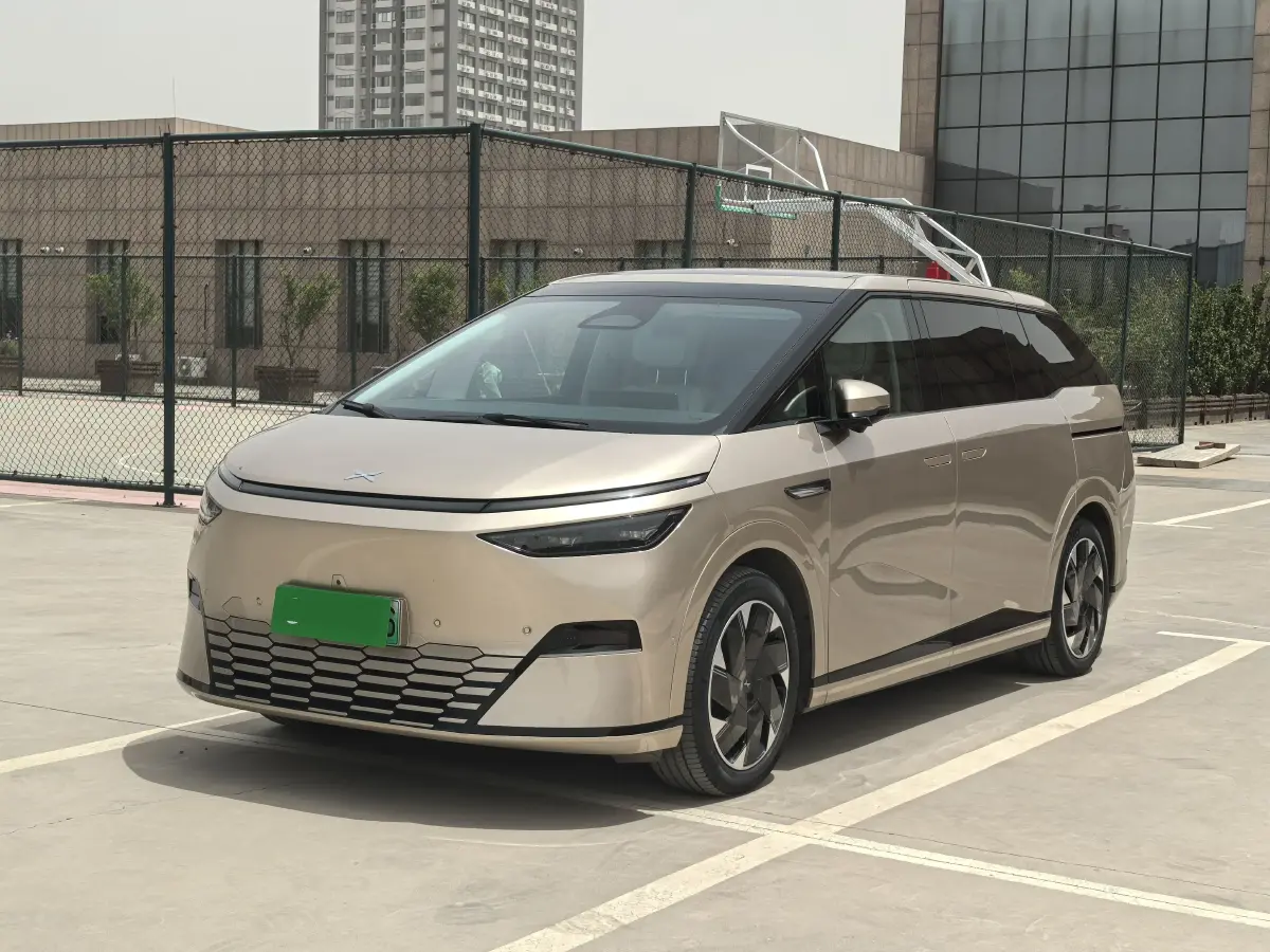 2024 Xpeng X9 BEV 101.5KWH