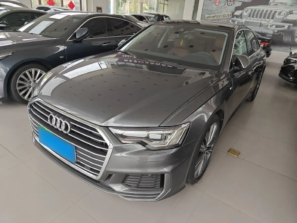 2021 Audi A6L 2.0T 190HP L4 7DCT