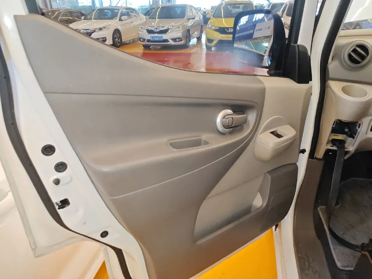 2014 Nissan NV200 1.6L 124HP L4 CVT,autocango,china used car exporter,china ev exporter,chinese used car exporter,chinese used ev exporter