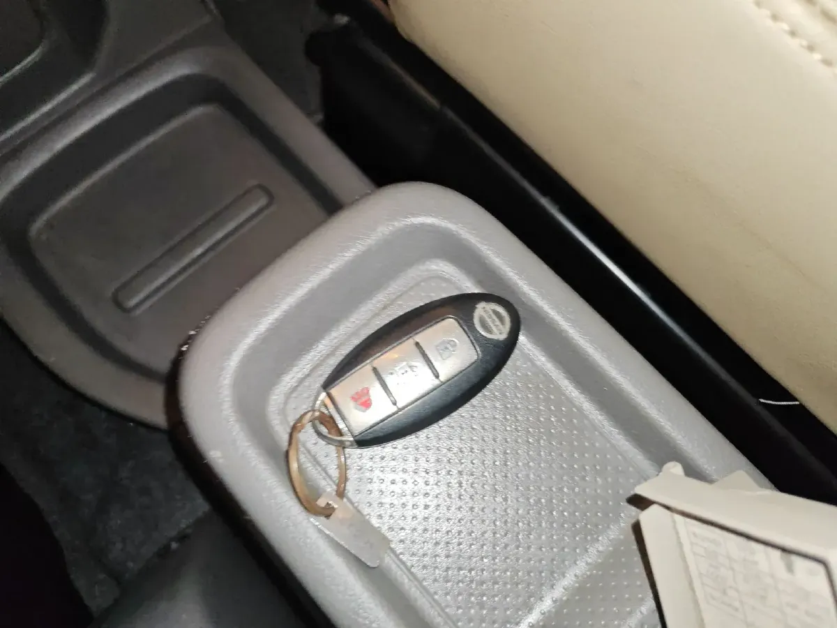 2014 Nissan NV200 1.6L 124HP L4 CVT,autocango,china used car exporter,china ev exporter,chinese used car exporter,chinese used ev exporter