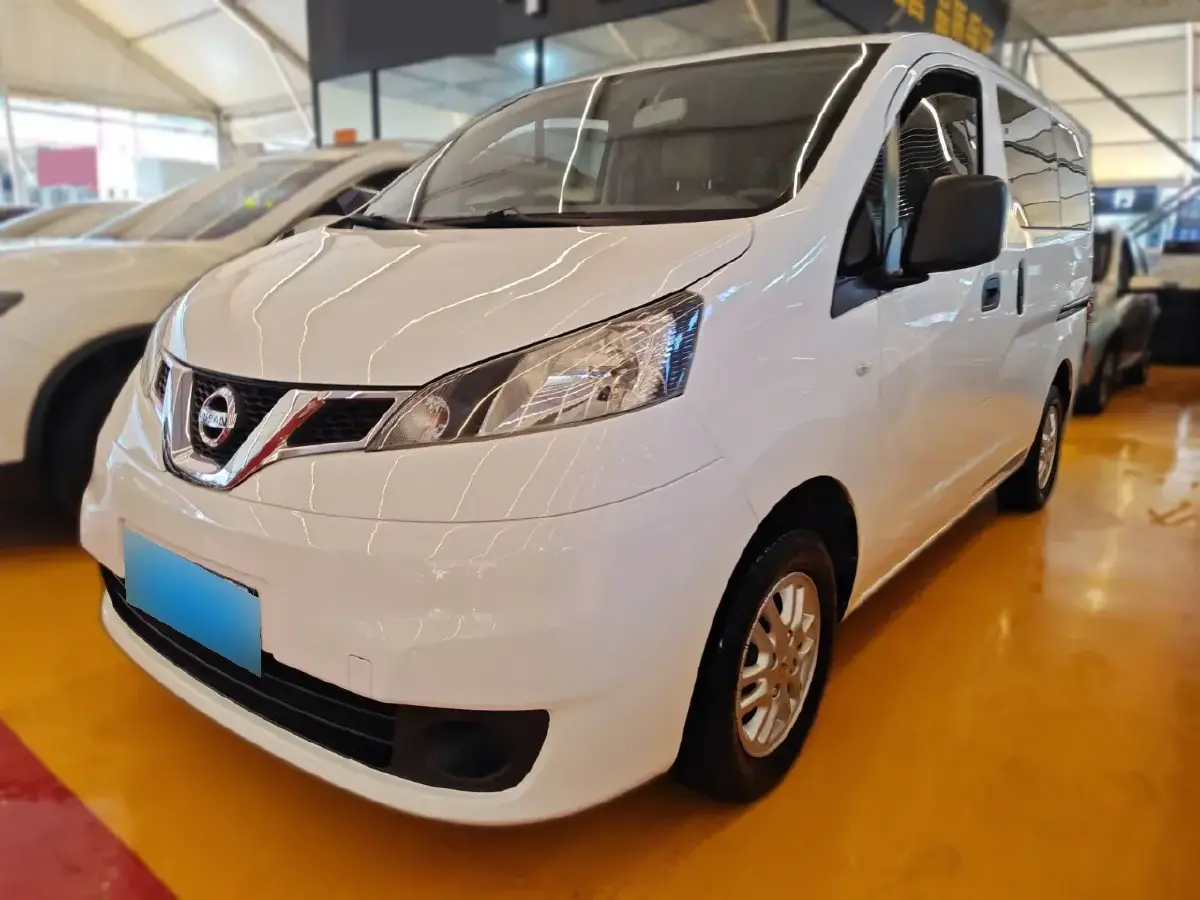 2014 Nissan NV200 1.6L 124HP L4 CVT