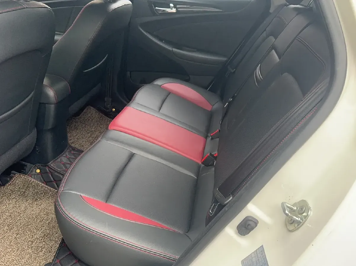 2015 ChangAn Eado XT 1.6L 125HP L4 4AT,autocango,china used car exporter,china ev exporter,chinese used car exporter,chinese used ev exporter