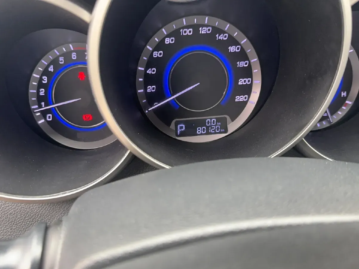 2015 ChangAn Eado XT 1.6L 125HP L4 4AT,autocango,china used car exporter,china ev exporter,chinese used car exporter,chinese used ev exporter