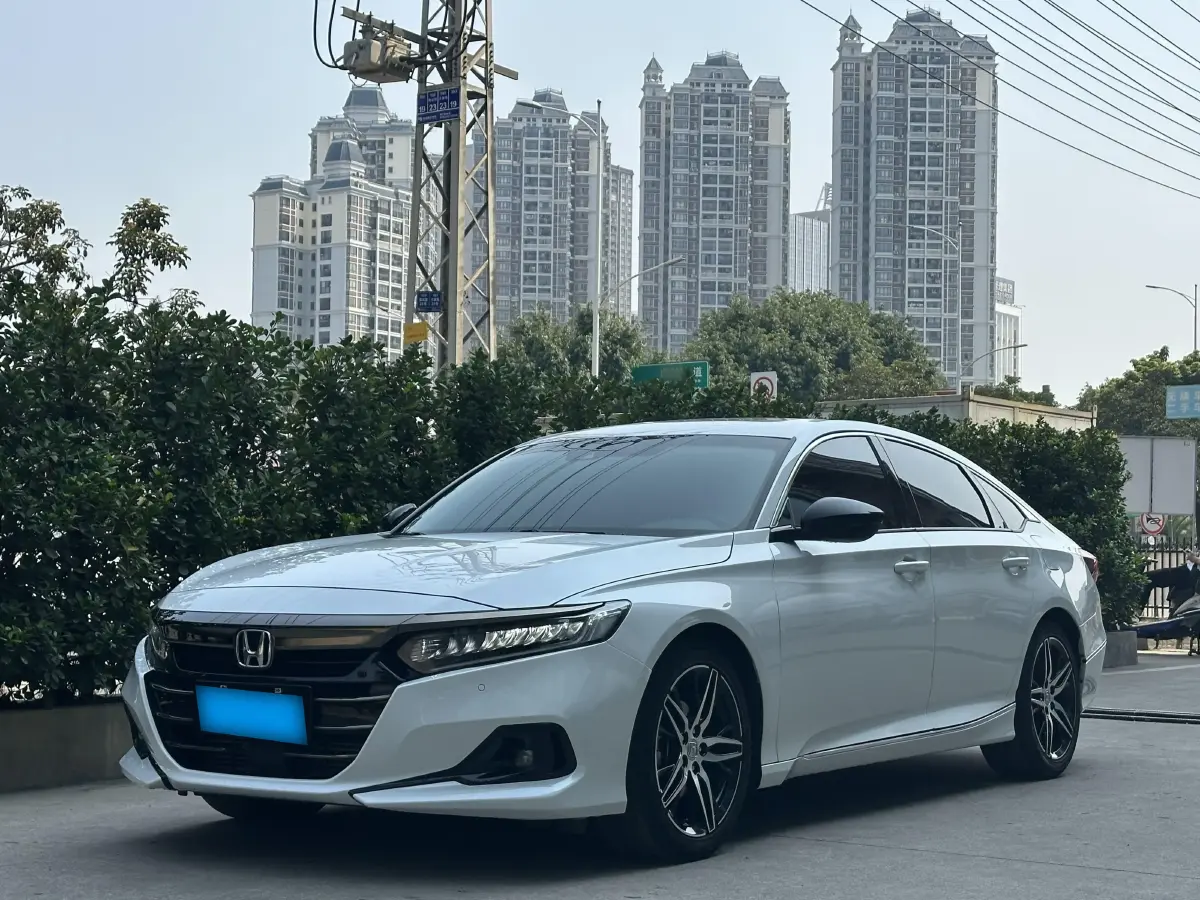 2022 Honda Accord 1.5T 194HP L4 CVT