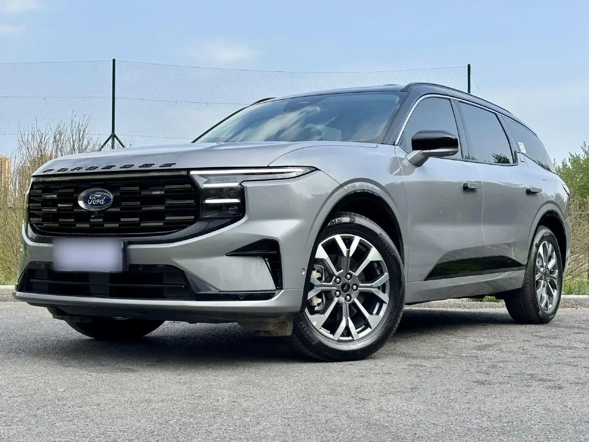 2023 Ford Edge 2.0T 275HP L4 E-CVT Hybrid