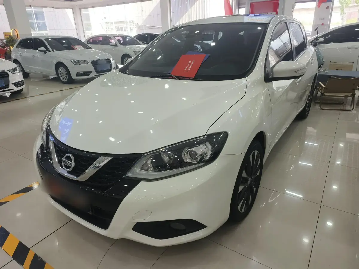 2016 Nissan Tiida 1.6L 126HP L4 CVT