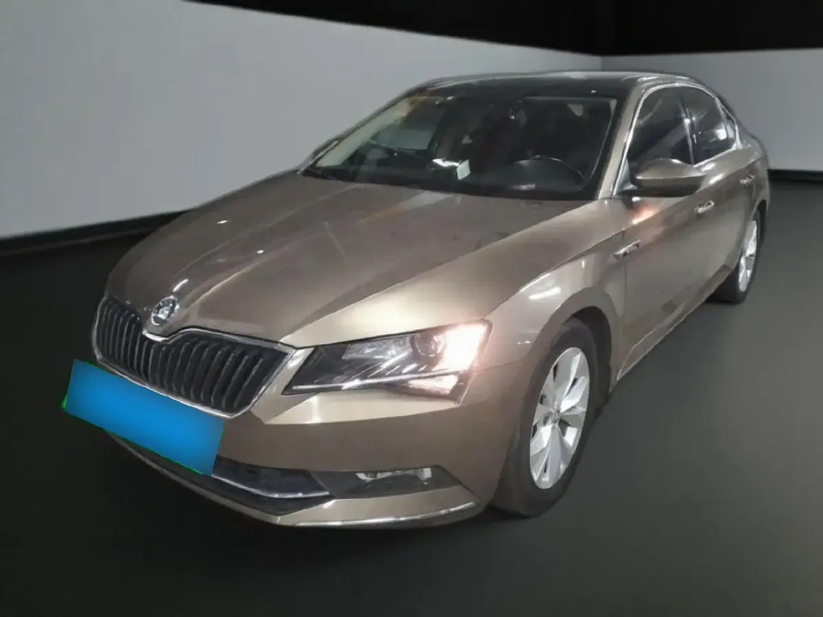2016 Skoda Superb 1.4T 150HP L4 7DCT