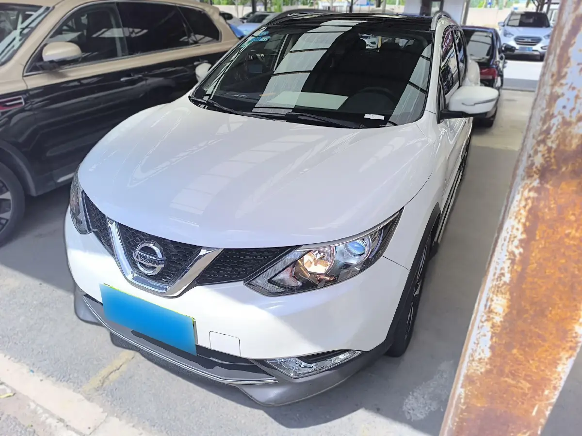 2017 Nissan Qashqai 2.0L 150HP L4 CVT