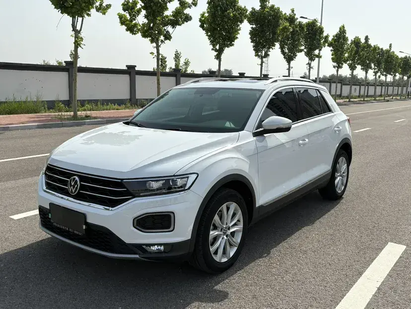 2021 Volkswagen T-Roc 1.4T 150HP L4 7DCT