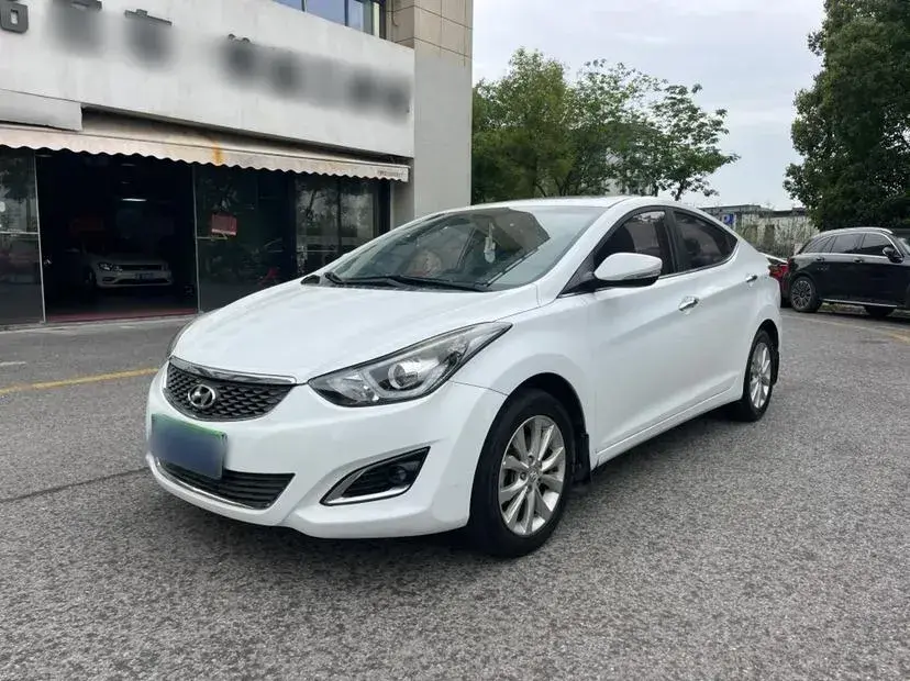 2016 Hyundai Elantra 1.6L 128HP L4 6AT