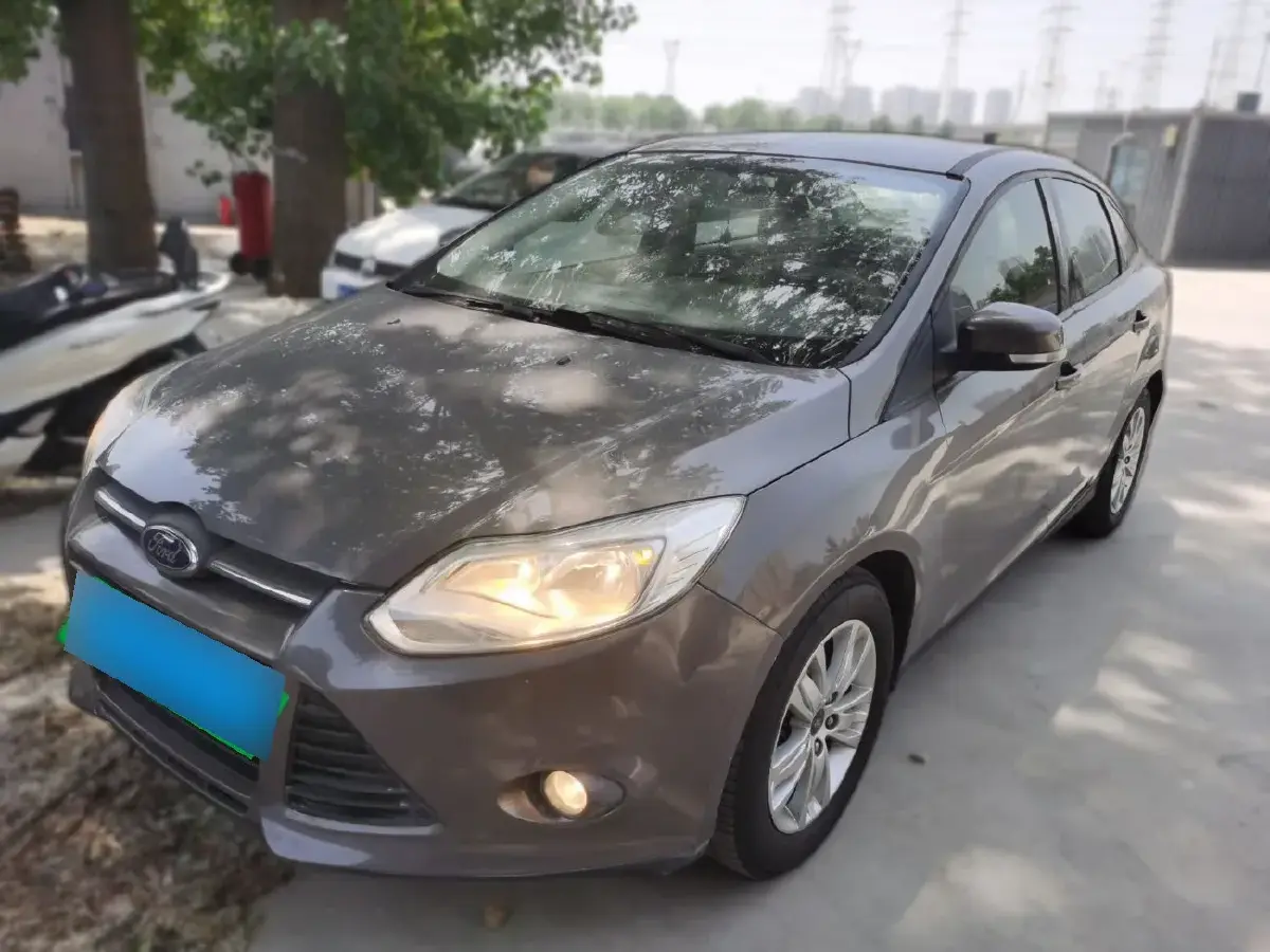 2012 Ford Focus 1.6L 125HP L4 6DCT