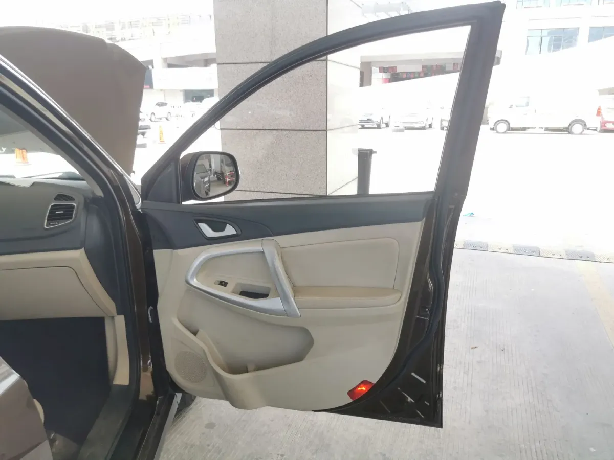 2014 Chery Tiggo 5 2.0L 139HP L4 CVT,autocango,china used car exporter,china ev exporter,chinese used car exporter,chinese used ev exporter