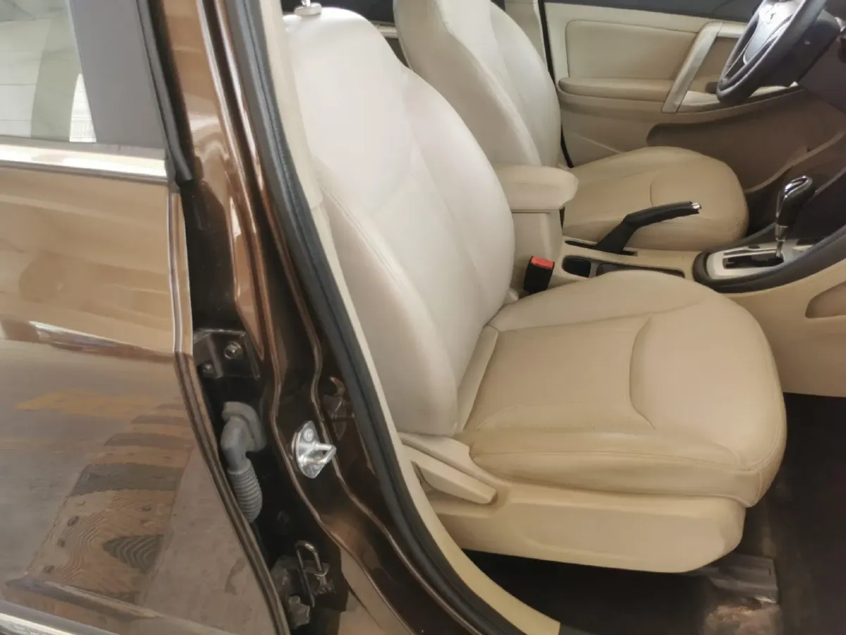 2014 Chery Tiggo 5 2.0L 139HP L4 CVT,autocango,china used car exporter,china ev exporter,chinese used car exporter,chinese used ev exporter