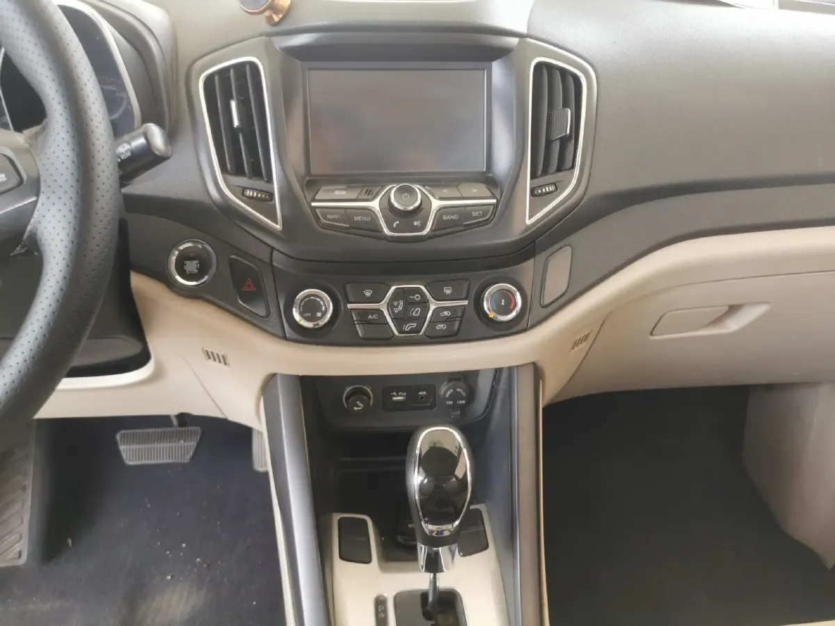 2014 Chery Tiggo 5 2.0L 139HP L4 CVT,autocango,china used car exporter,china ev exporter,chinese used car exporter,chinese used ev exporter
