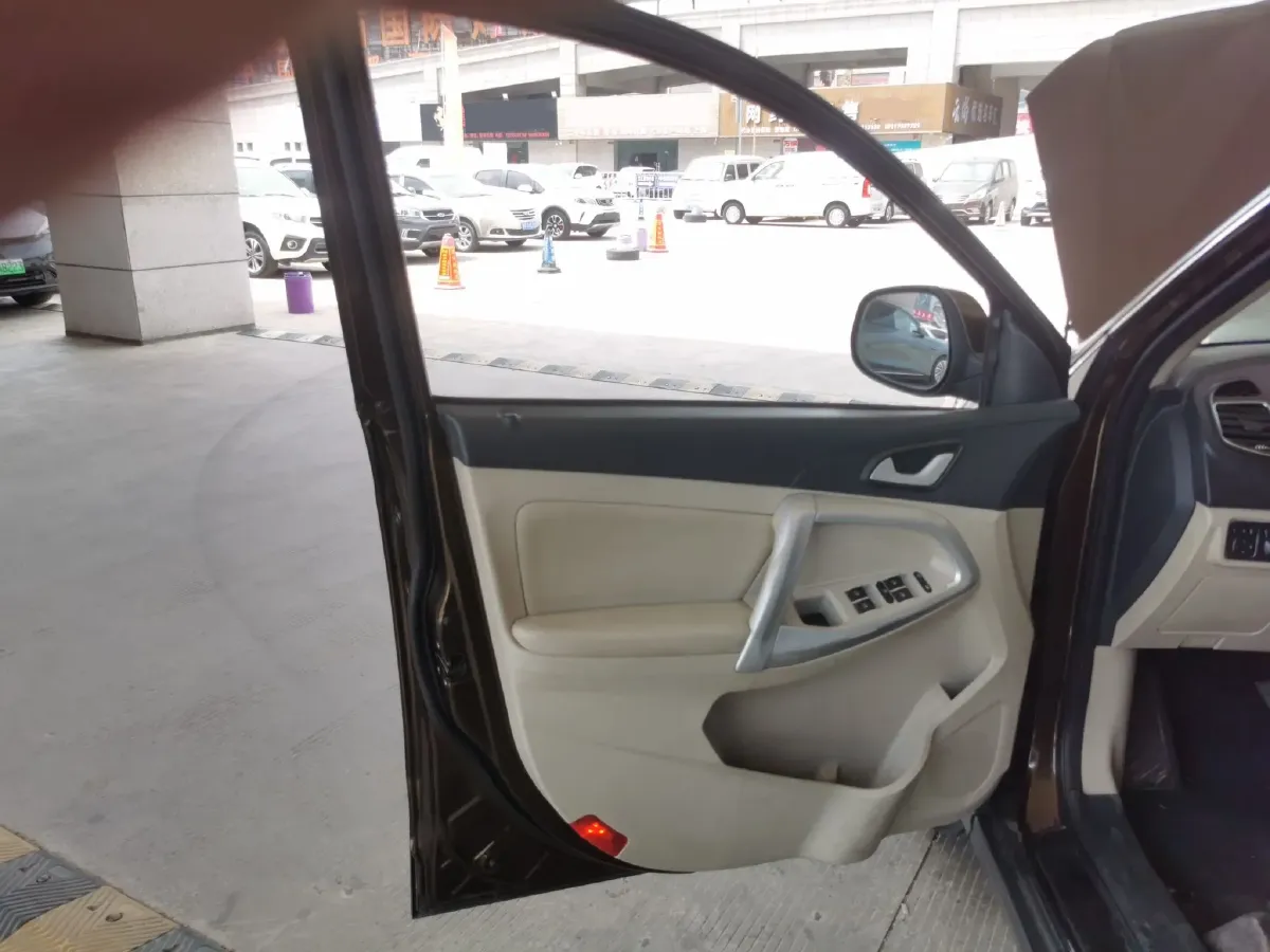 2014 Chery Tiggo 5 2.0L 139HP L4 CVT,autocango,china used car exporter,china ev exporter,chinese used car exporter,chinese used ev exporter