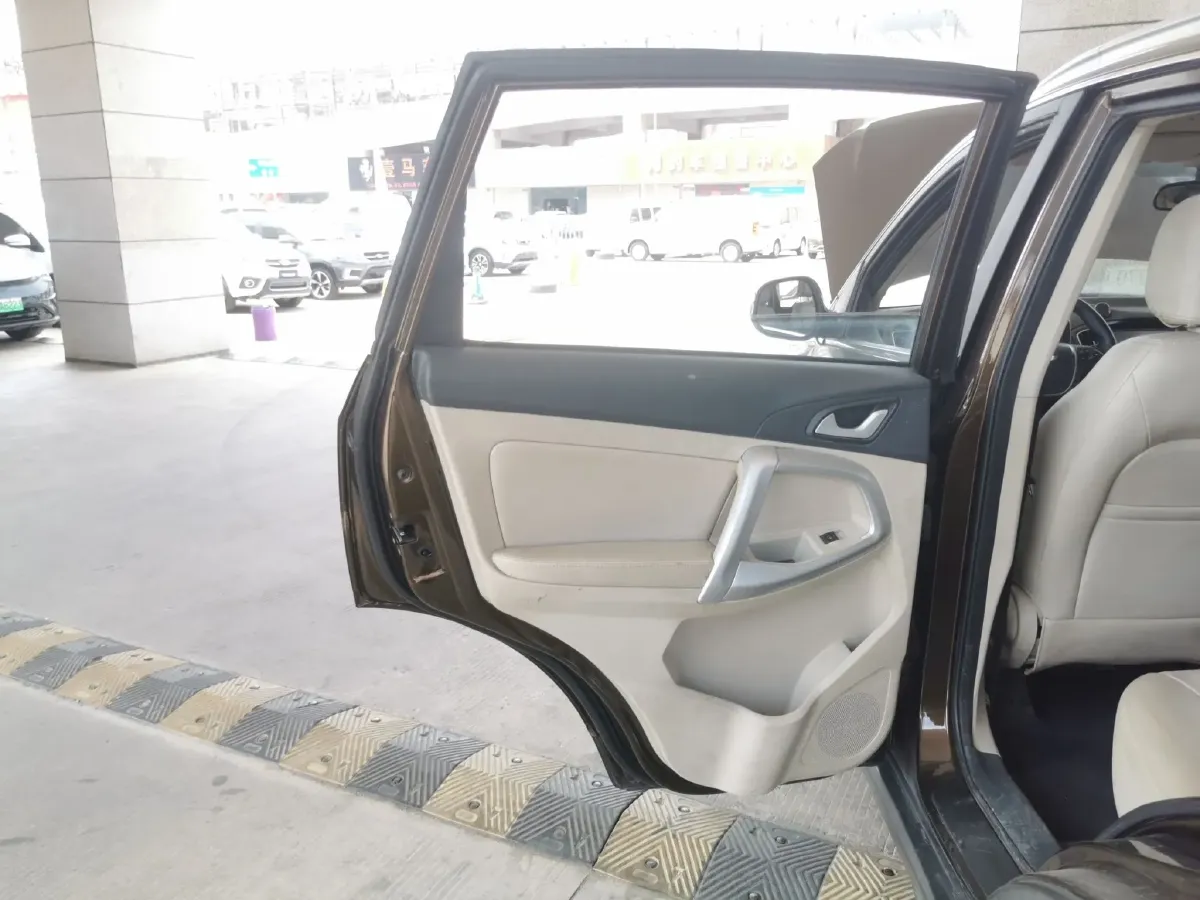 2014 Chery Tiggo 5 2.0L 139HP L4 CVT,autocango,china used car exporter,china ev exporter,chinese used car exporter,chinese used ev exporter