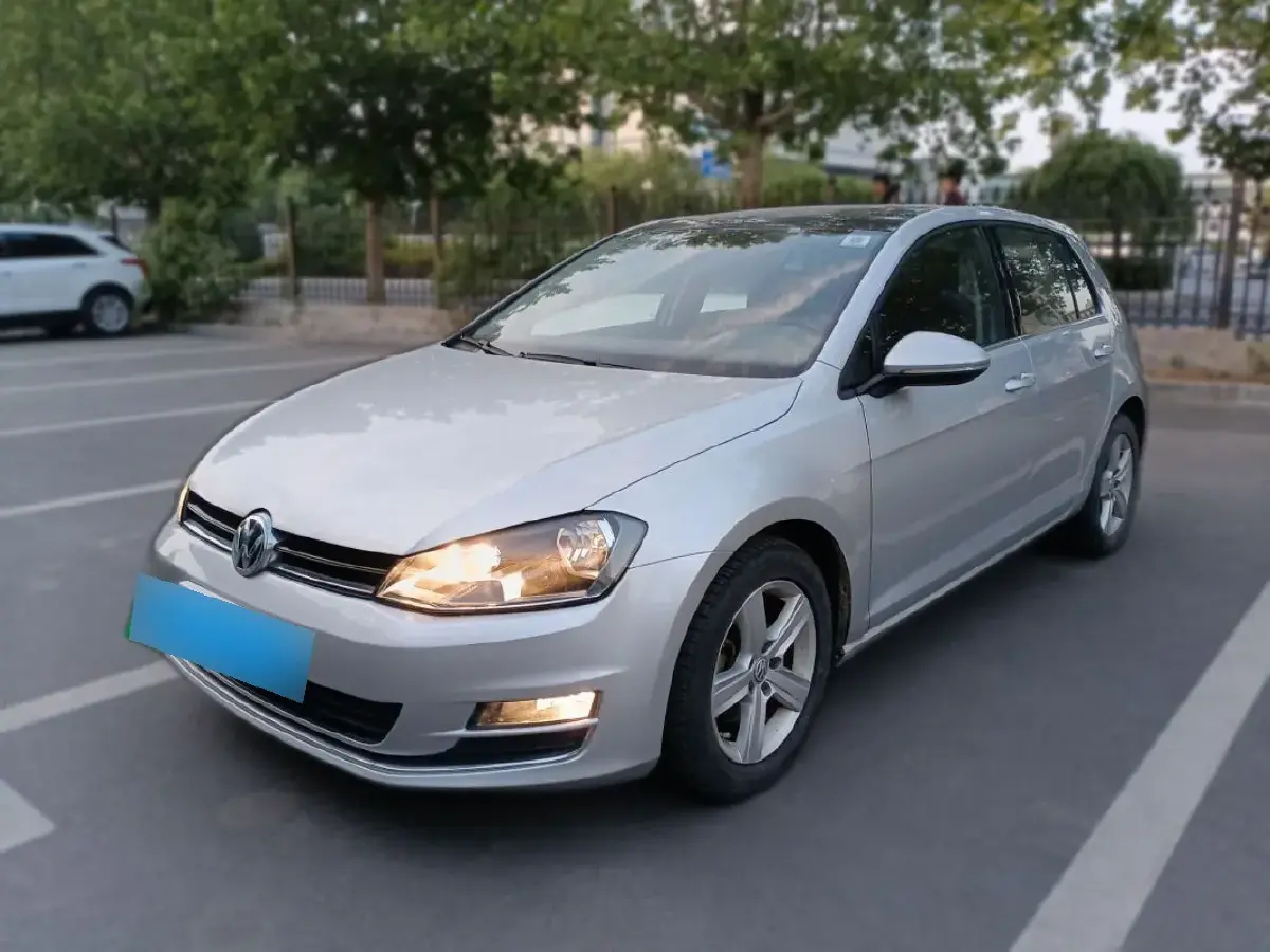 2015 Volkswagen Golf 1.4T 131HP L4 7DCT
