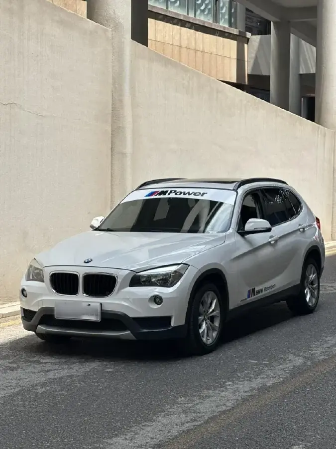 2013 BMW X1 2.0L 150HP L4 6AT