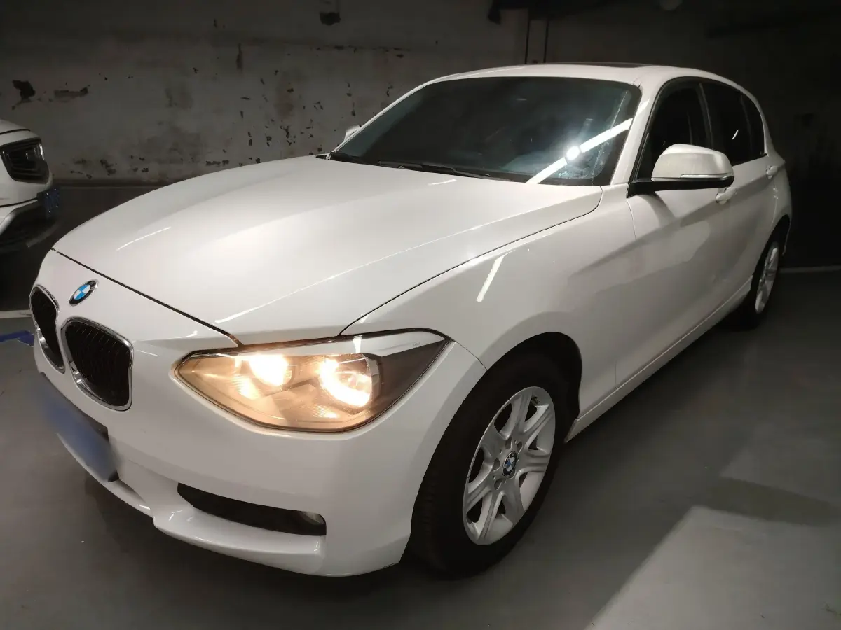 2013 BMW 1 Series 1.6T 136HP L4 8AT