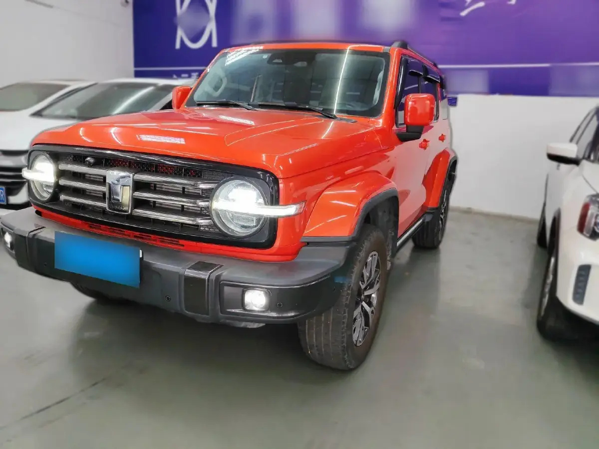 2021 Tank 300 2.0T 227HP L4 8AT