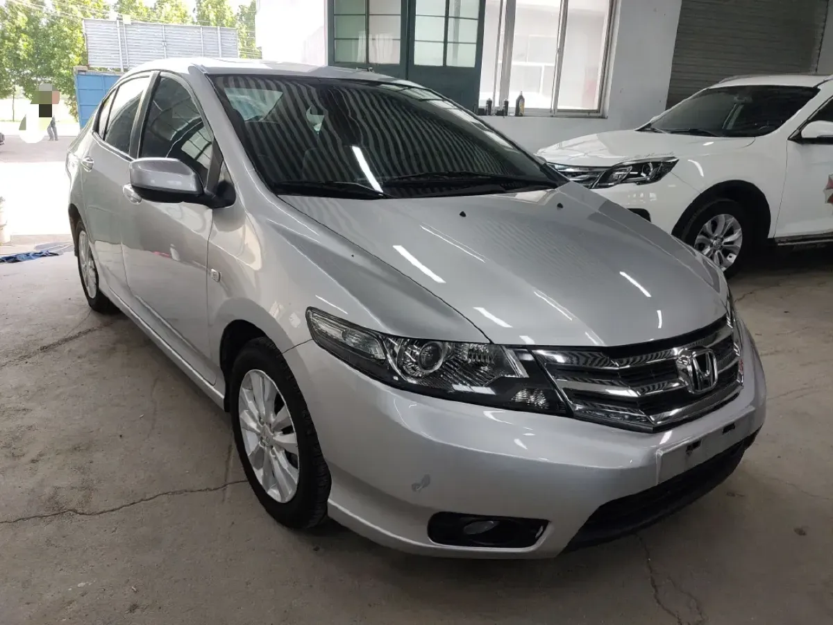 2012 Honda City Classic 1.5L 120HP L4 5AT,autocango,china used car exporter,china ev exporter,chinese used car exporter,chinese used ev exporter