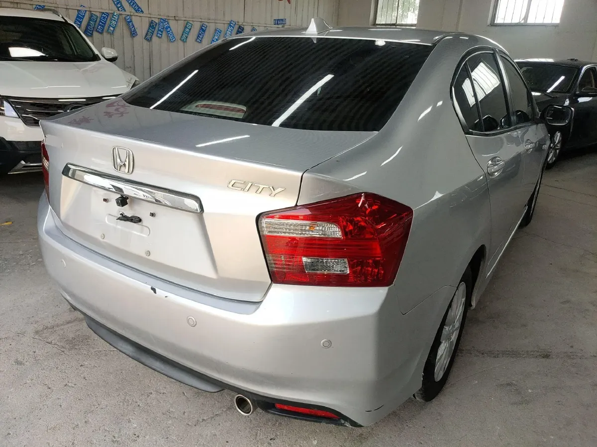 2012 Honda City Classic 1.5L 120HP L4 5AT,autocango,china used car exporter,china ev exporter,chinese used car exporter,chinese used ev exporter