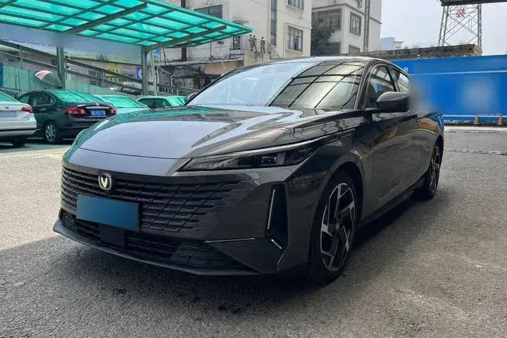 2023 ChangAn Lamore 1.5T 170HP L4 7DCT