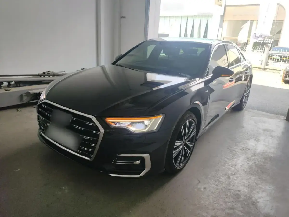 2024 Audi A6L 2.0T 245HP L4 7DCT