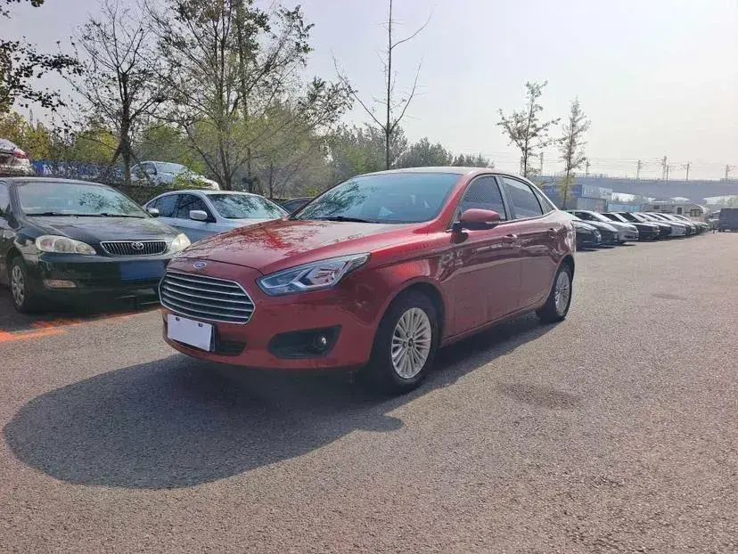 2015 Ford Escort 1.5L 113HP L4 6AT