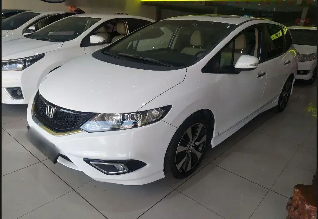 2014 Honda Jade 1.8L 141HP L4 CVT