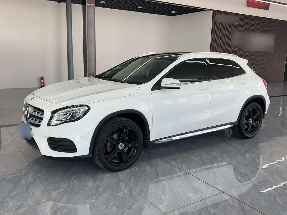2019 Mercedes-Benz GLA Class 1.6T 156HP L4 7DCT