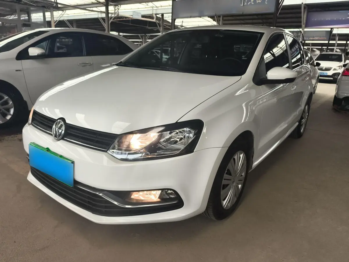 2018 Volkswagen Polo 1.5L 110HP L4 6AT