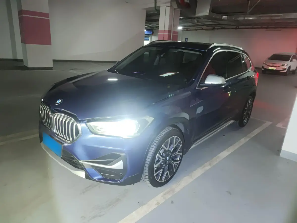2021 BMW X1 2.0T 192HP L4 8AT