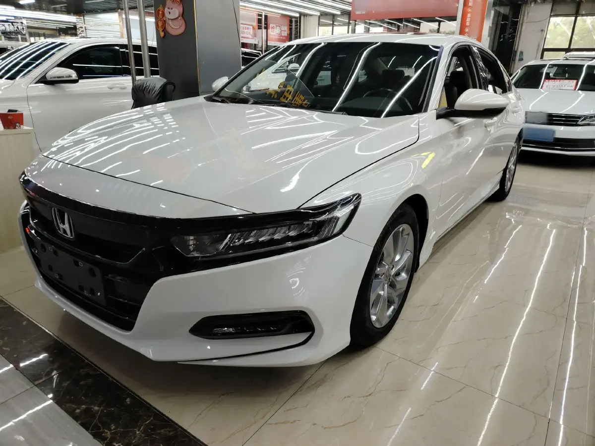 2018 Honda Accord 1.5T 194HP L4 CVT