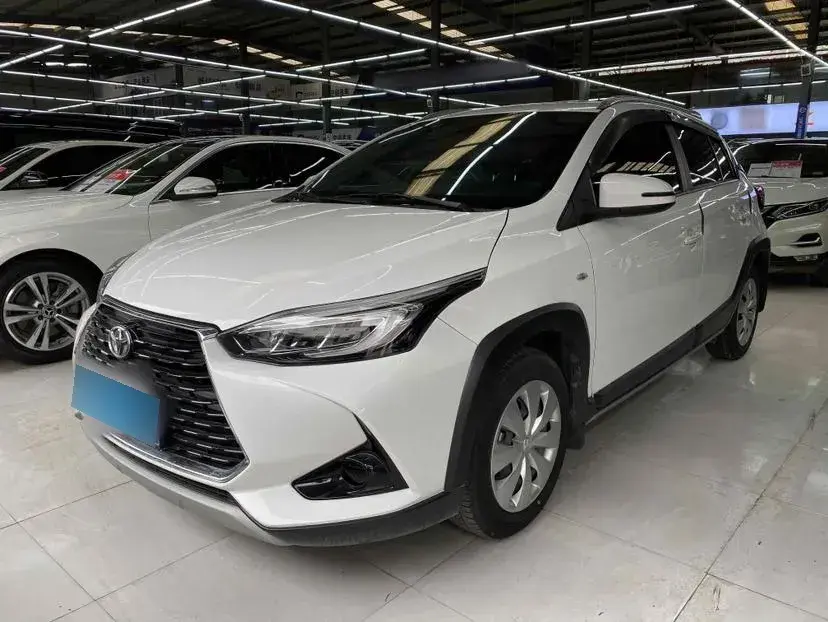2020 Toyota Yaris L 1.5L 110HP L4 CVT