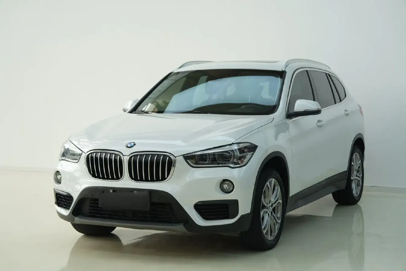 2019 BMW X1 2.0T 192HP L4 8AT
