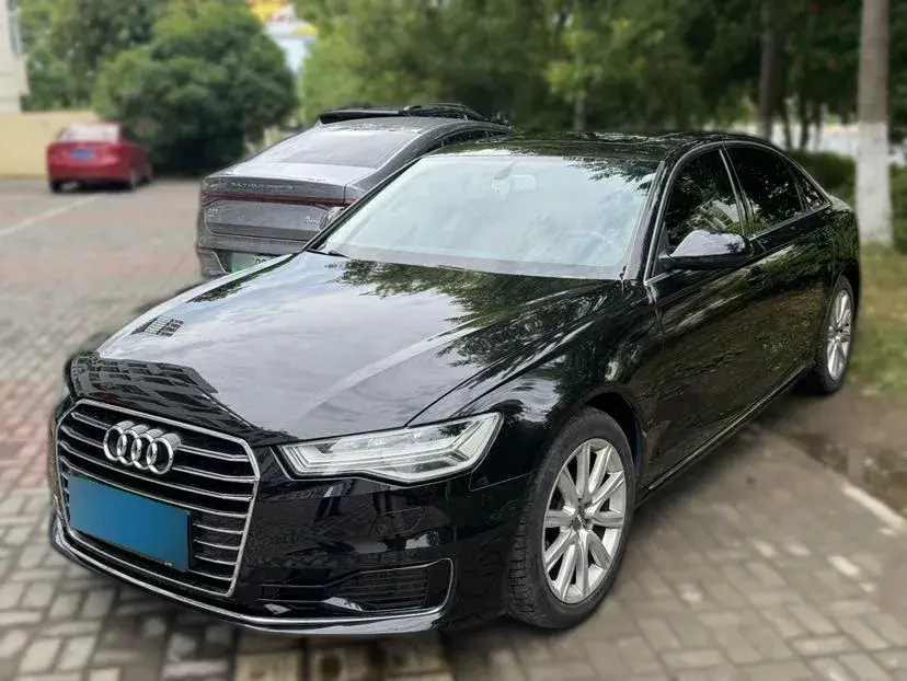 2017 Audi A6L 1.8T 190HP L4 7DCT
