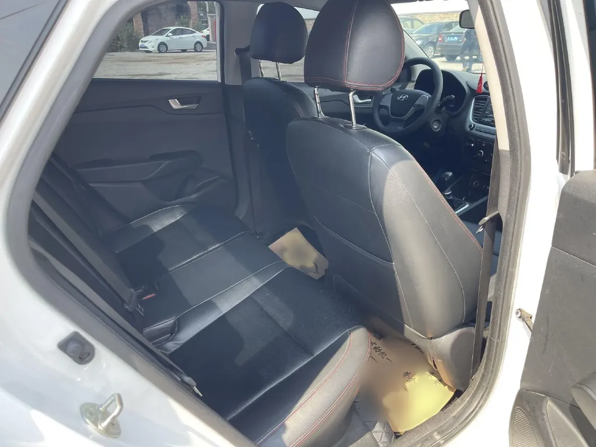 2016 Hyundai Verna 1.4L 100HP L4 6MT,autocango,china used car exporter,china ev exporter,chinese used car exporter,chinese used ev exporter