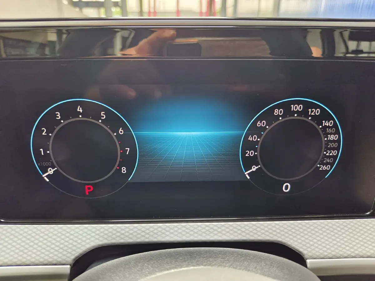 2023 Volkswagen Tavendor 2.0T 220HP L4 7DCT,autocango,china used car exporter,china ev exporter,chinese used car exporter,chinese used ev exporter