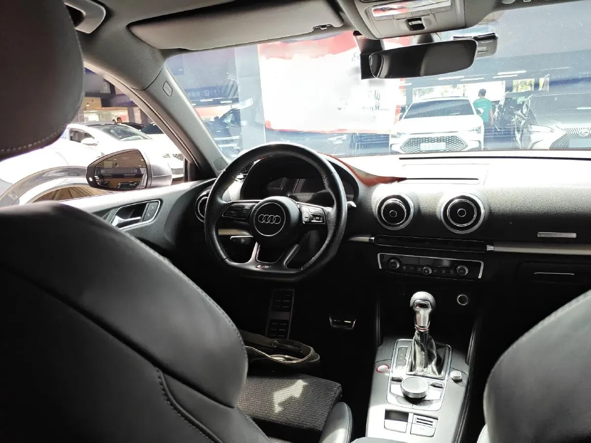 2017 Audi S3 2.0T 290HP L4 7DCT,autocango,china used car exporter,china ev exporter,chinese used car exporter,chinese used ev exporter