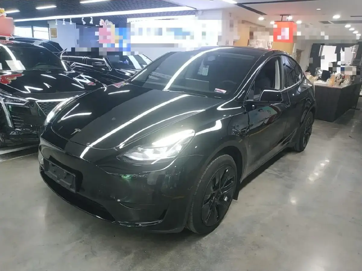 2022 Tesla Model Y BEV 60KWH