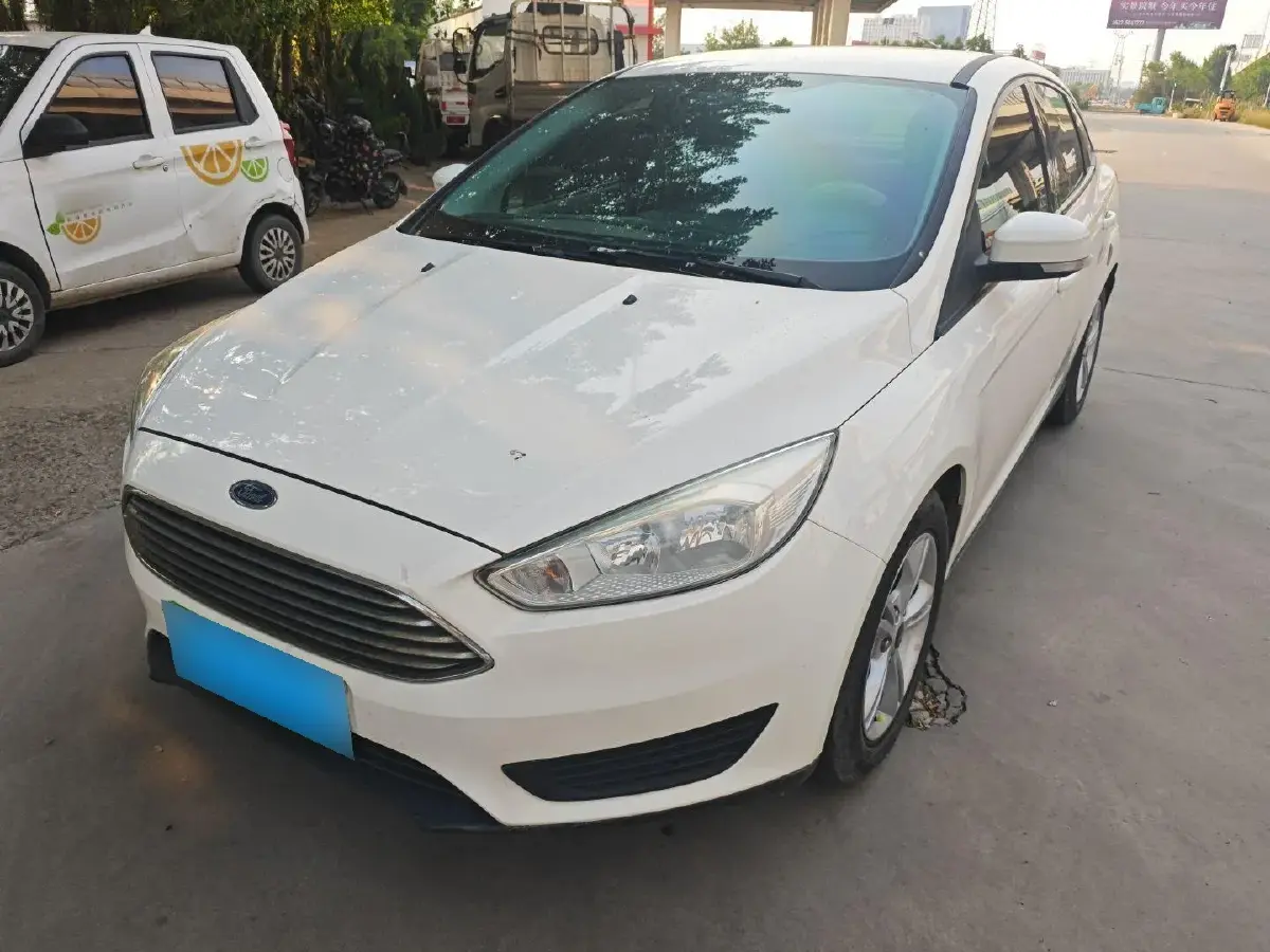 2018 Ford Focus 1.6L 125HP L4 6DCT