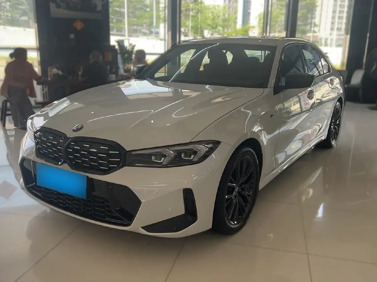 2024 BMW 3 Series 2.0T 184HP L4 8AT